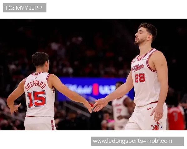 火箭与骑士对决ESPN预测胜率火箭领先623骑士仅377 火箭与骑士对决ESPN预测胜率火箭领先623骑士仅377